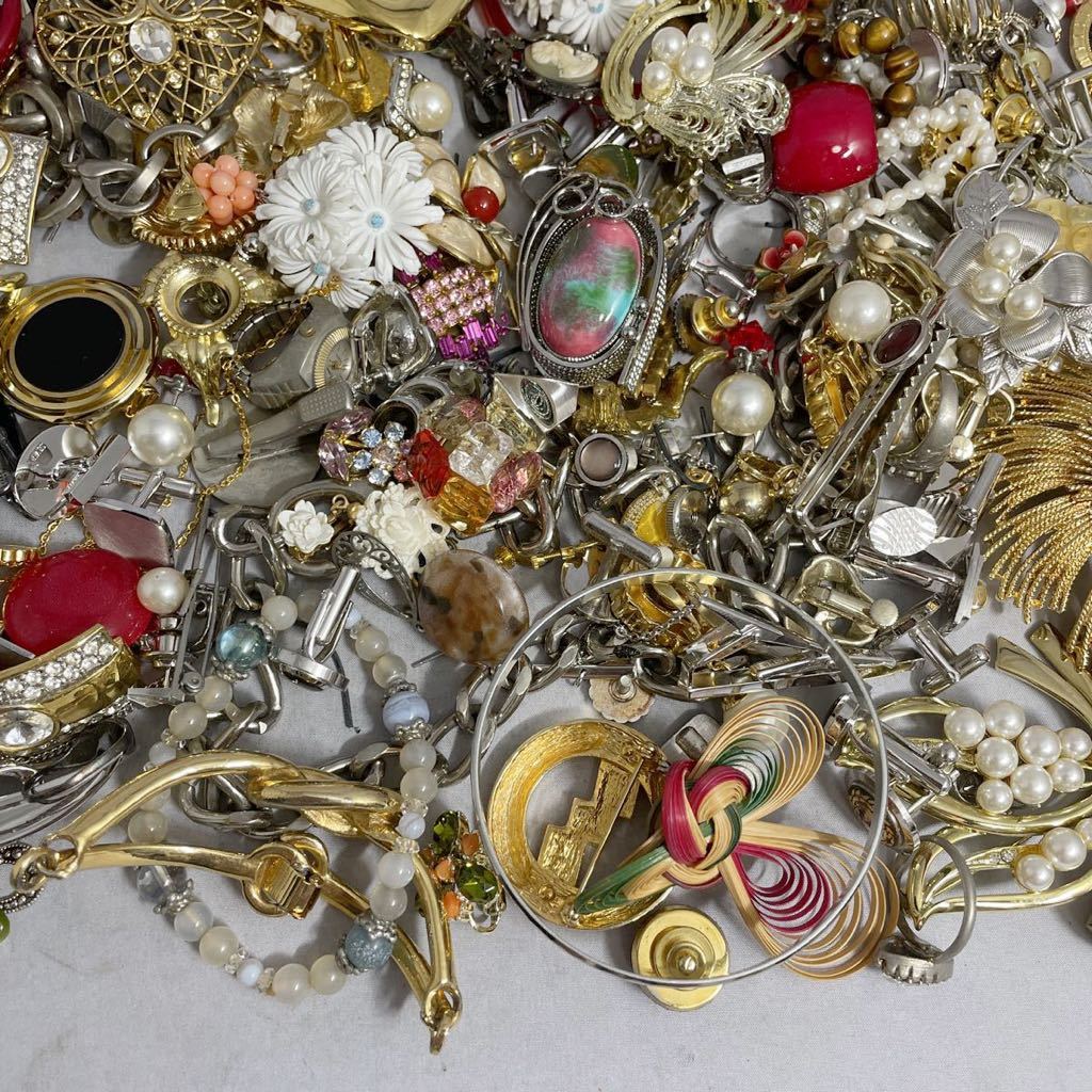 NN0707 132 遺品整理 ビンテージ レディース アクセサリー 大量セット