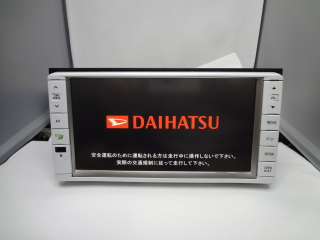 日本全国 ダイハツ トヨタ純正 200mmワイド NSZC-W60-W 4X4フルセグ