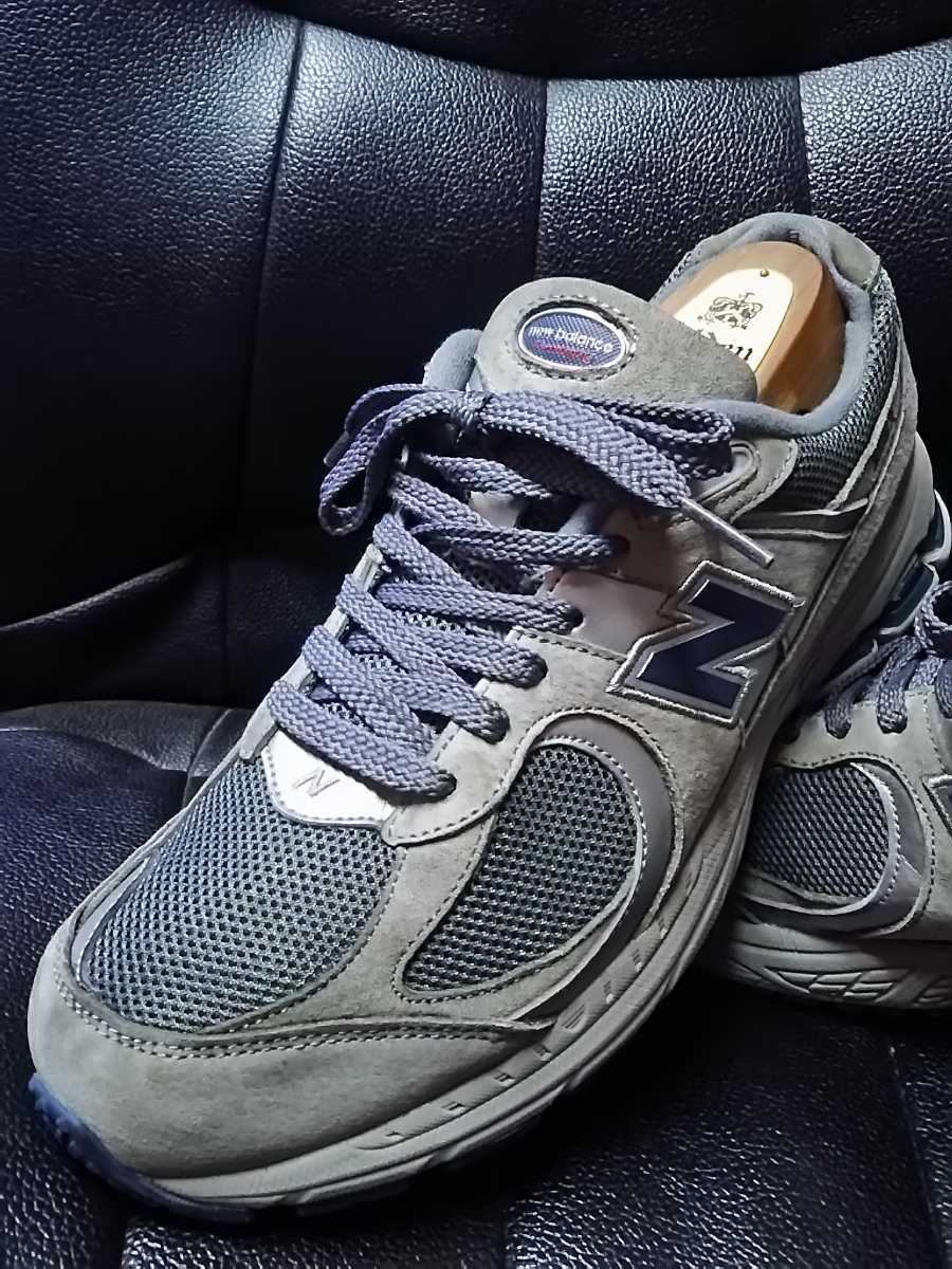 絶版・レア本を皆さまの投票で復刻 | 復刊ドットコム of House もう、ありふれた財布は選ばない。北海道の自然が宿る、ヒグマと鮭、二 衝撃の1円スタート!入手困難!待望の復刻デザイン!傑作ハイブリッドモデル!ニューバランスML2002RA高級本革スニーカー!名作グレー!灰27.5cm
