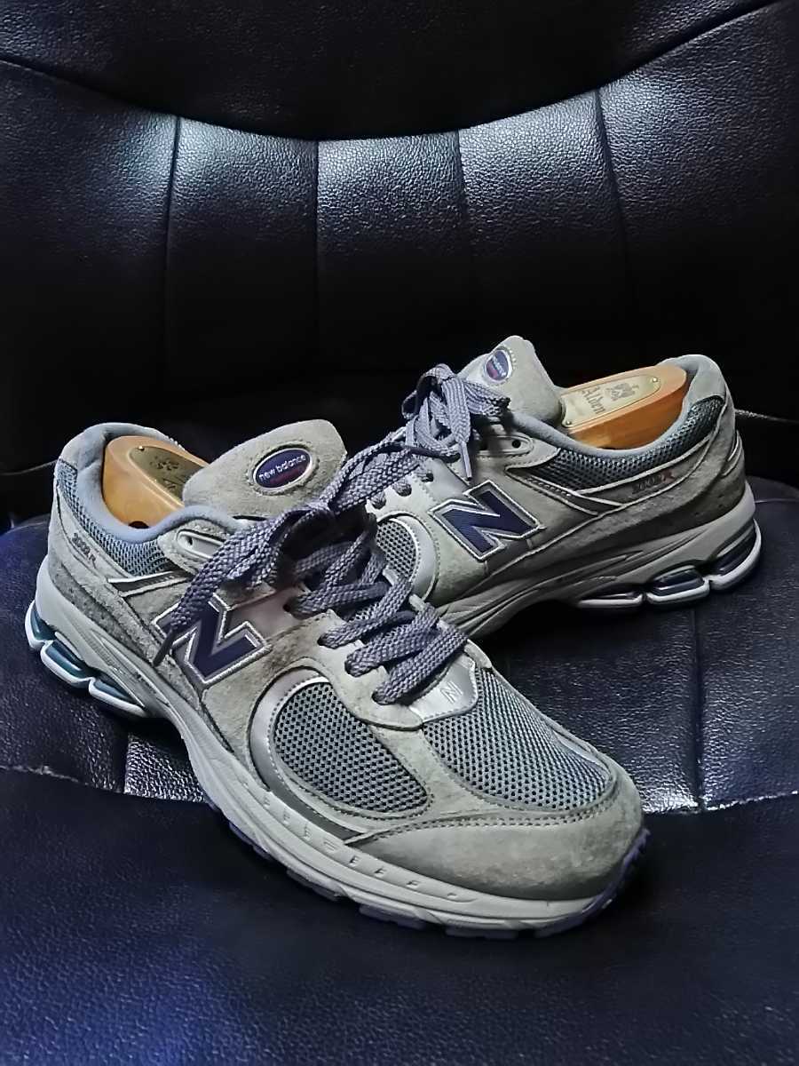 絶版・レア本を皆さまの投票で復刻 | 復刊ドットコム of House もう、ありふれた財布は選ばない。北海道の自然が宿る、ヒグマと鮭、二 衝撃の1円スタート!入手困難!待望の復刻デザイン!傑作ハイブリッドモデル!ニューバランスML2002RA高級本革スニーカー!名作グレー!灰27.5cm