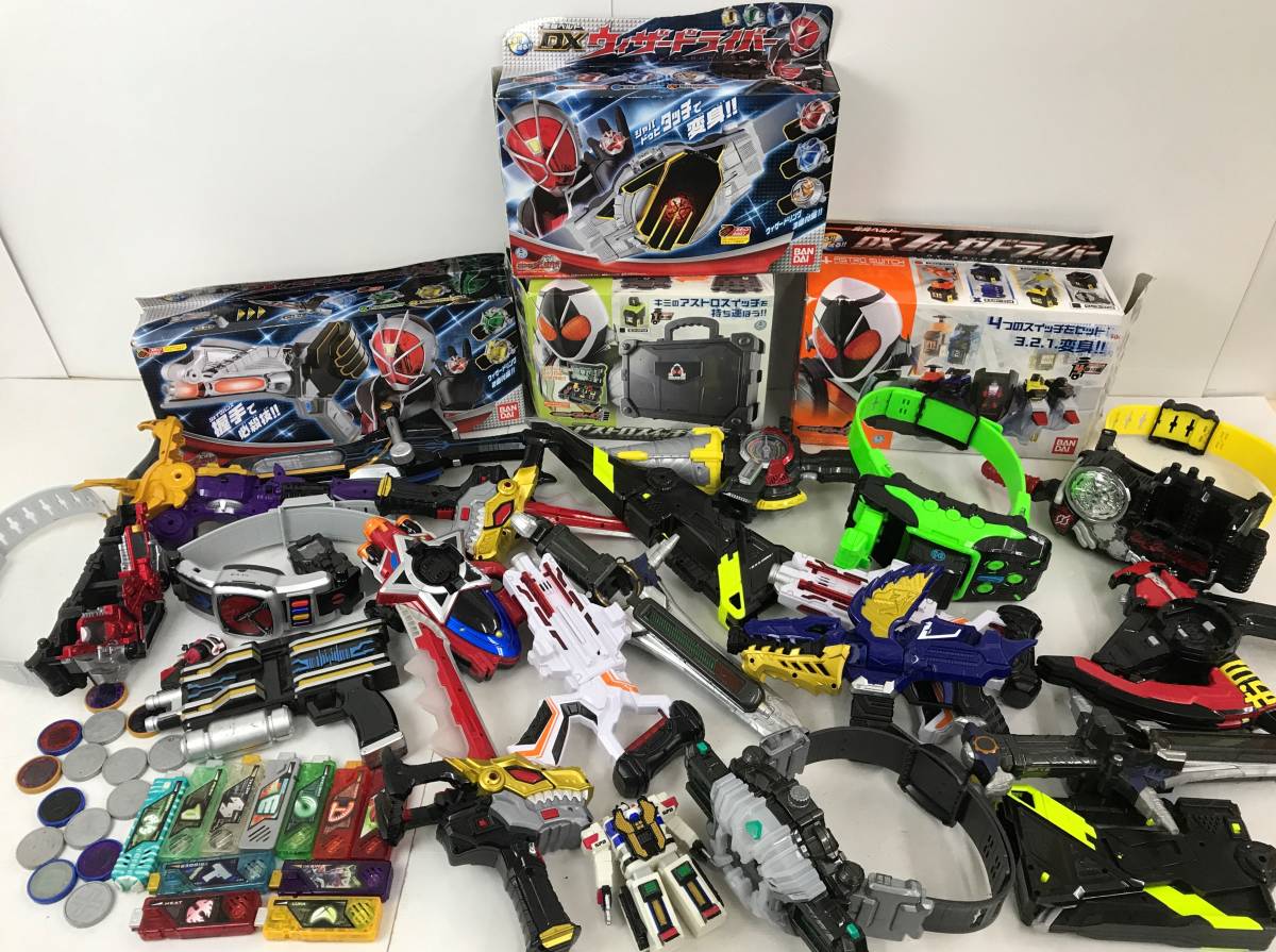 おもちゃ 大量 04wy4518〇1円～特撮 まとめ売り[仮面ライダー⁄戦隊 