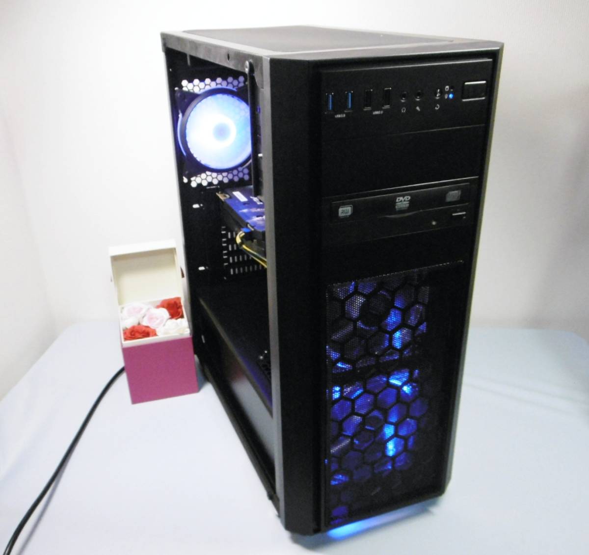 ゲーミングPC 動画編集にも！ Core i7 驚異の 6コア12スレッド/大容量 