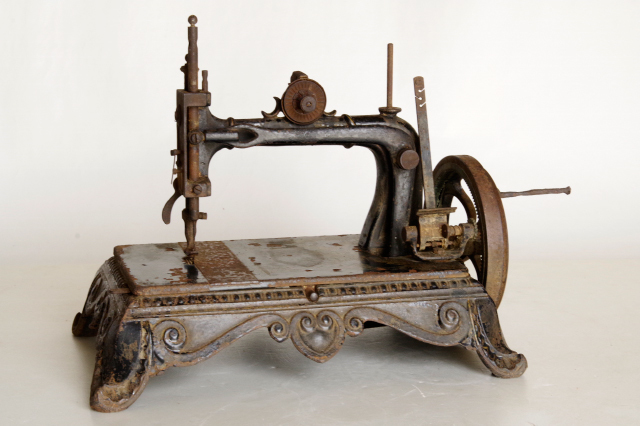 ■アンティーク 卓上ミシン ジャンク ディスプレイ■