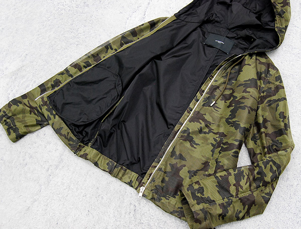定価￥116,600 美品 GIVENCHY ジバンシィ 14SS リカルドティッシ期 