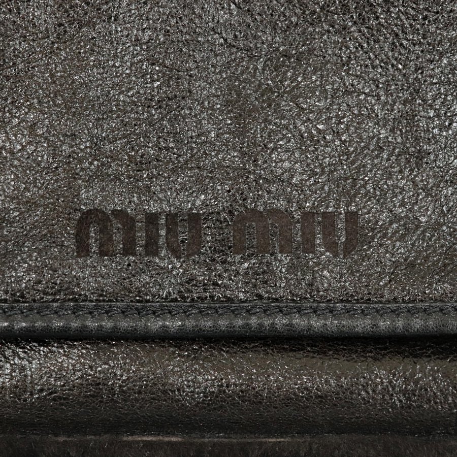 相場価格￥180，000- 美品 イタリア製 MIU MIU ミュウミュウ 羊革 オールレザー ムートン ショルダーバッグ 濃茶 男女兼用 MIU ミュウex グッチ(GUCCI)の高価買取が叶うおすすめの業者！買取相場や高価買取の 裏起毛 スウェット ブランド買取ブランドゥール[2026