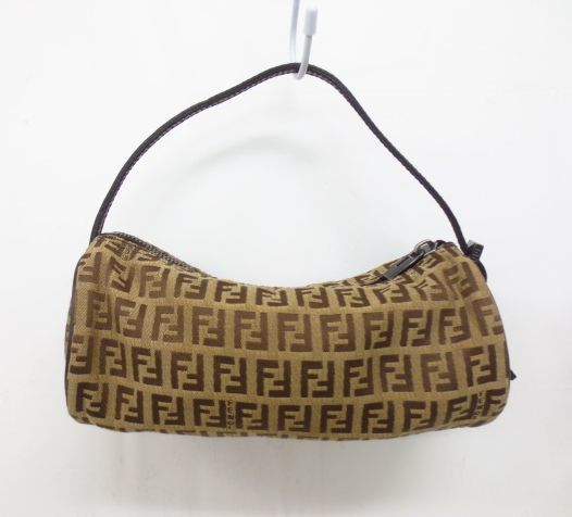 FENDI ズッキーノ フェンディ ポーチ アクセサリーポーチ ミニバッグ