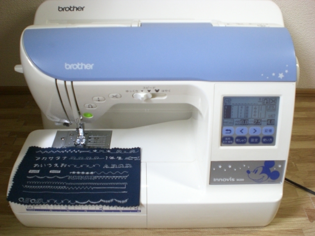 M-7100 ブラザー刺繍ミシン ブラザー ディズニー内蔵 M200 Innovis 