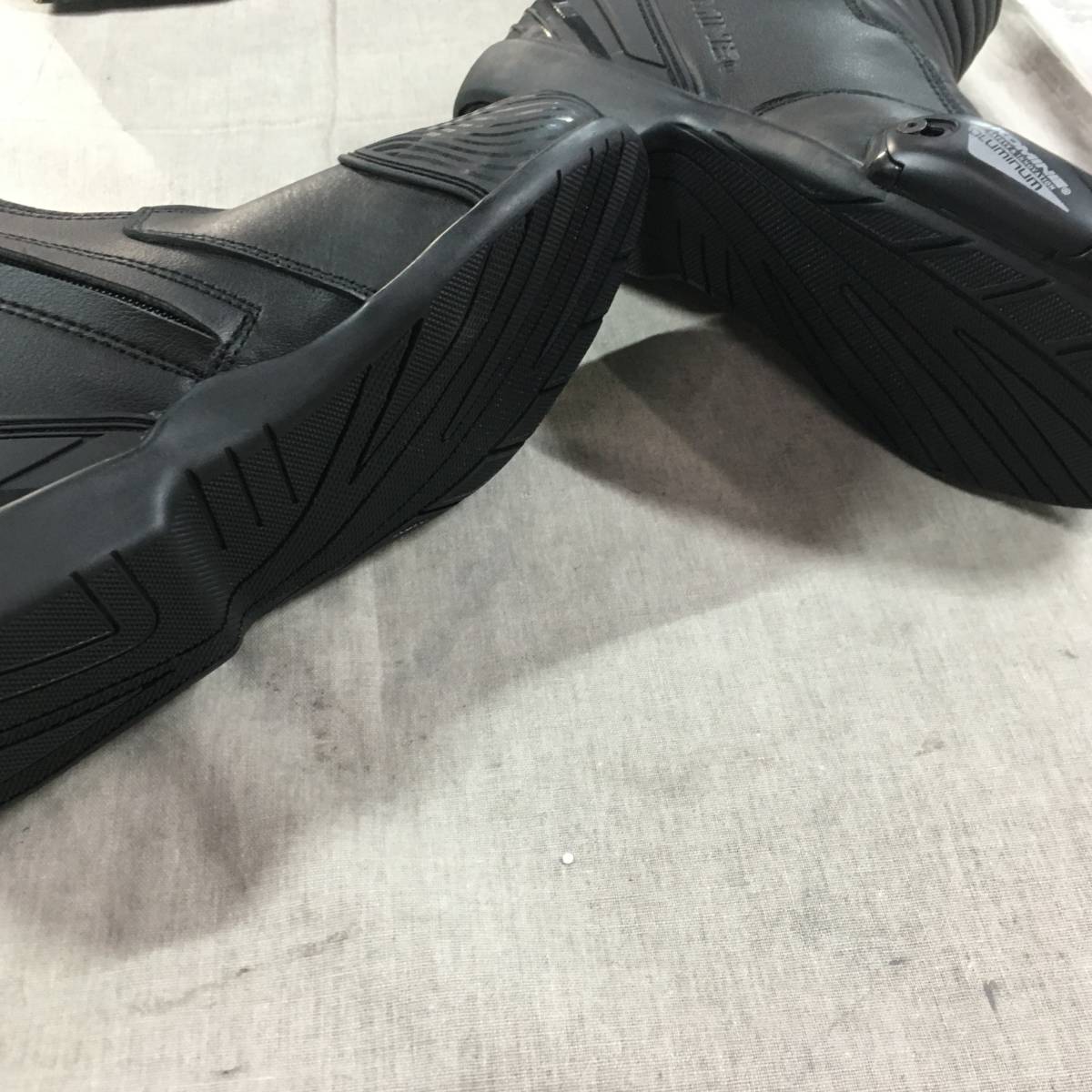 現状品 [コミネ] シューズ ウォータープルーフライディングショート 
