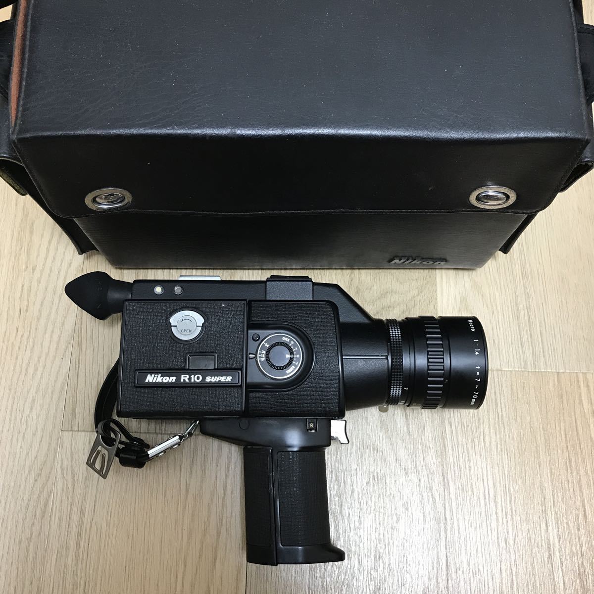 Nikon R10 SUPER ニコン 8mm フィルムカメラ R10 SUPER 8mm