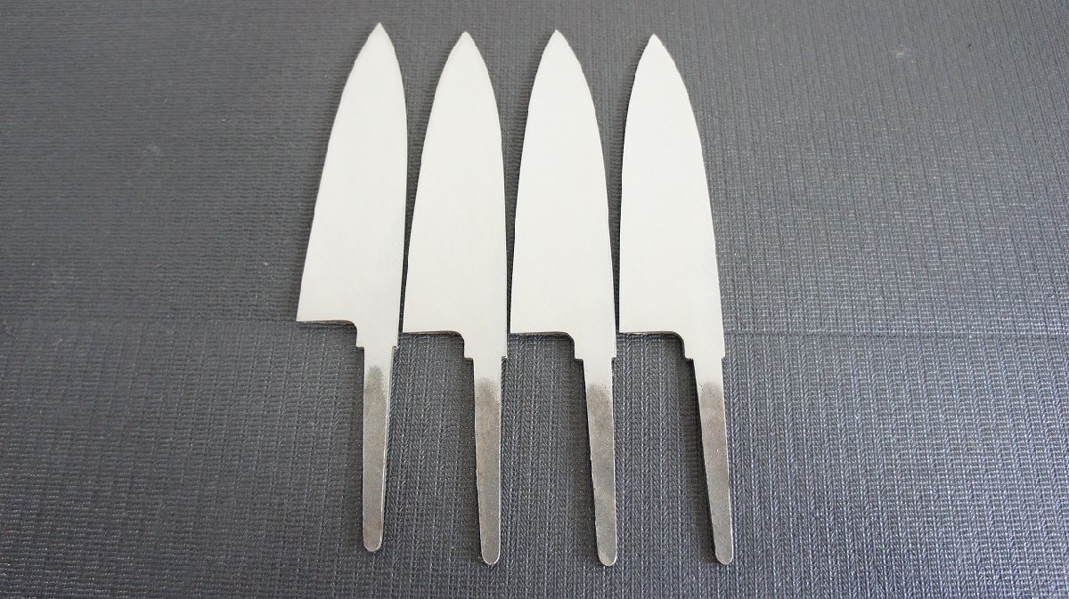 [KH][Sh401780] 【未使用品】 舟行包丁 柄なし 刃長:約160mm 全長:約250mm 刃厚:約4mm 4本まとめ売り 舟行包丁 土佐刃物 &frasl; 白紙鋼 135ｍｍ 利作
