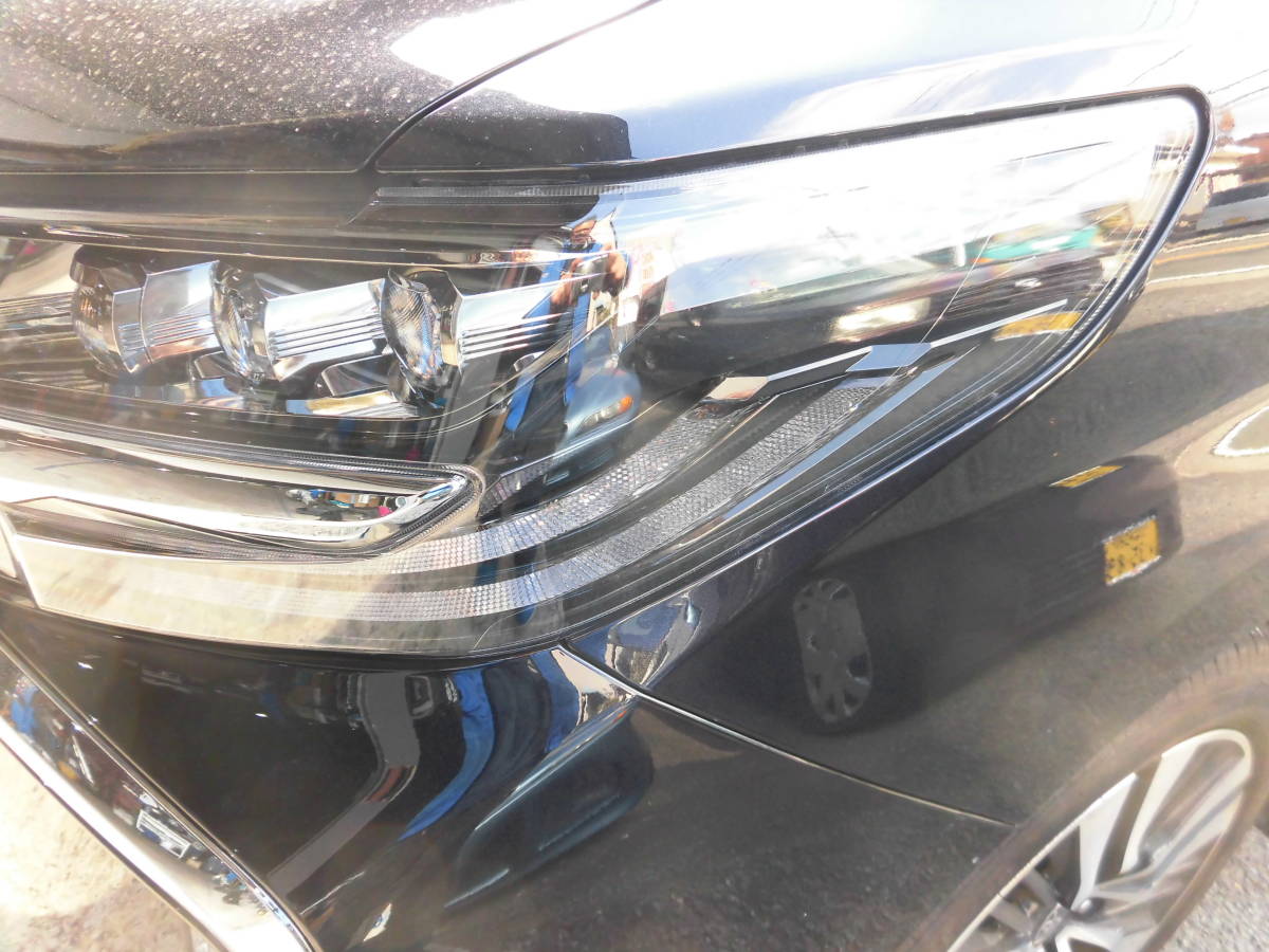 送料無料　綺麗です　美品 アルファード AGH30W 後期 純正 フロントバンパー 52119-58988-C1 ◆カラー番号220ブラック_8