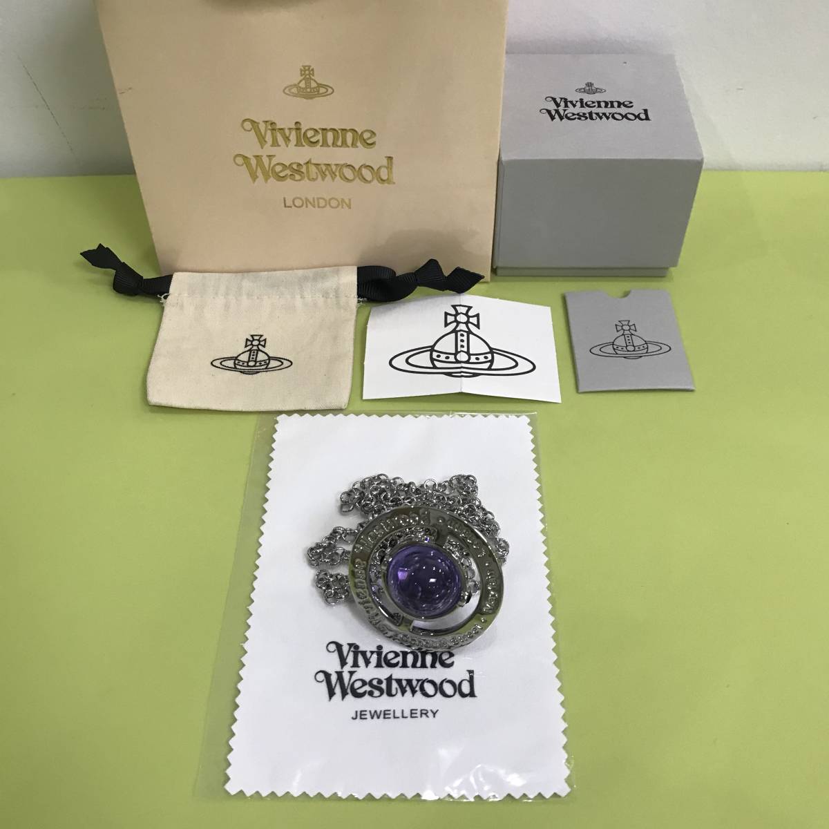 Vivienne Westwoodヴィヴィアン スモールオーブネックレス 07