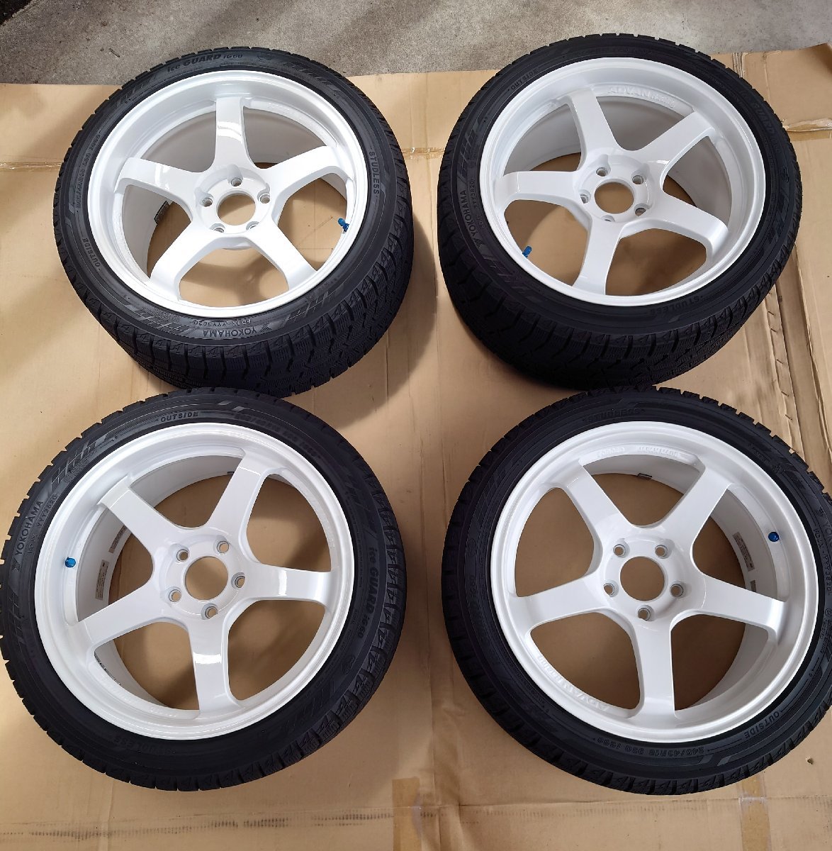  GTNET横浜店 極上 ヨコハマ アドバンレーシング GT アルミホイール 18インチ 8.5J+45 PCD114.3 5H 245/40R18 IG60 4本セット(スタッドレスタイヤ)｜売買されたオークション情報、yahooの商品情報をアーカ 5穴