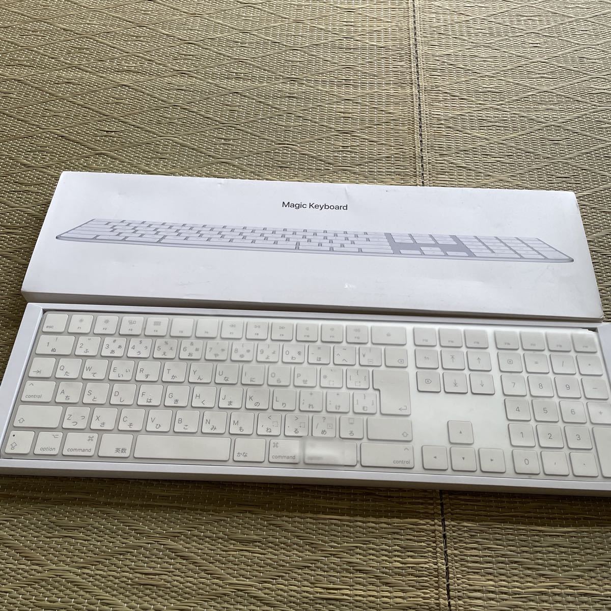 【2026，定番】 アップル マジックキーボード2 テンキー付 MQ052J/A A1843(キーボード)｜売買されたオークション情報、yahooの商品情報をアーカイブ公開 - オークファン キーボード