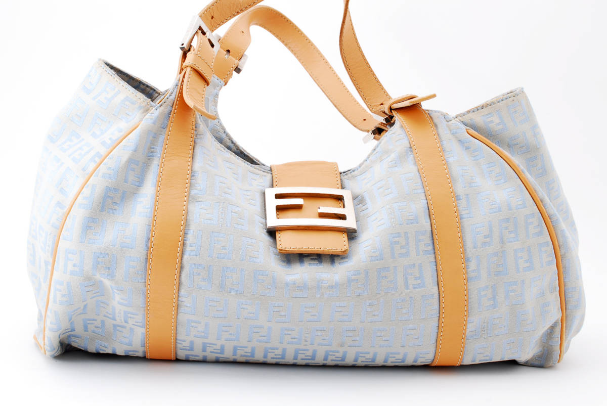 フェンディ ズッキーノ FENDI キャンバス レザー トートバッグ 