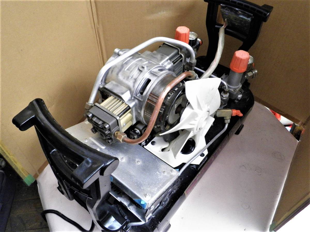 MAX エアコンプレッサーAK1250EⅡ赤美品(４５気圧　高圧専用機）分解オーバーホール整備品 MAX | 45気圧エアコンプレッサ高圧・常圧エア取 45気圧スーパーエアコンプレッサ マックス(株) エアコンプレッサ(エア
