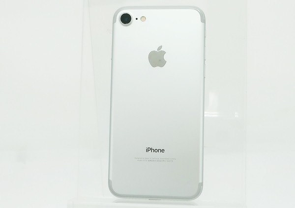◇SoftBank⁄AppleiPhone 7 32GB SIMロック解除済み MNCF2J⁄A