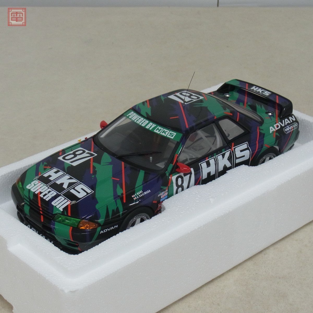 AUTOart オートアート 1/18 日産 スカイライン GT-R R32 ニスモ 