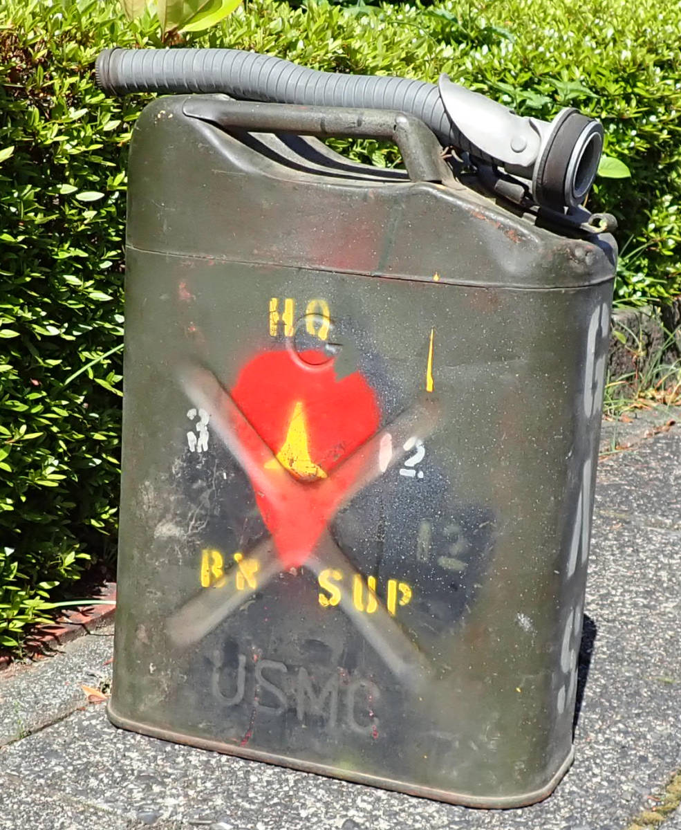 【本物・当時品】ジェリィ缶 ジェリ缶 ジェリィカン ジープ缶 ジープ積載缶 米軍 払下げ品 引き取りOK 静岡市より