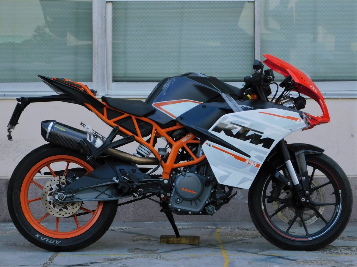評価A】送料0円◇ KTM RC390 走行距離15,596km 純正 リア フェンダー 