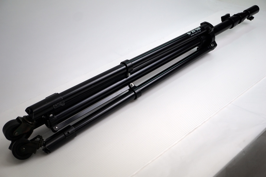 東京SC)3)COMET コメット HS-3L/S ライトスタンド キャスター部ねじ欠品