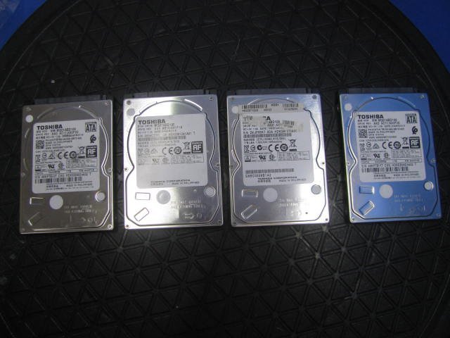  GE711/2.5インチHDD 4台/TOSHIBA 1TB(500GB～)｜売買されたオークション情報、yahooの商品情報をアーカイブ公開 - オークファン 2.5 SerialATA