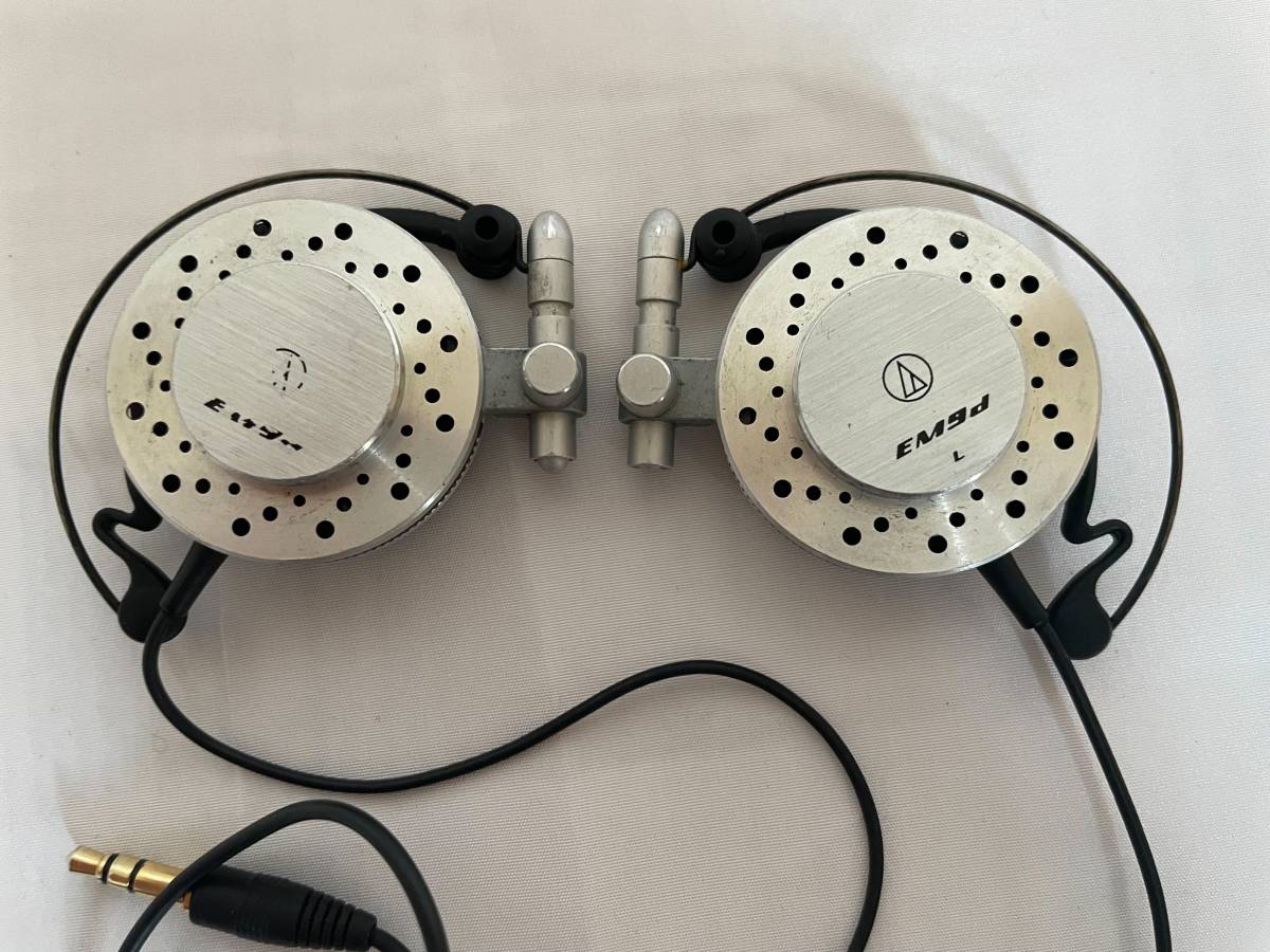 オーディオテクニカ audio-technica ATH-EM9D イヤフィットヘッドホン