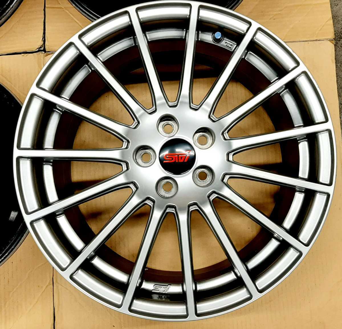 美品】スバル BRZ STI 純正 オプション 17インチ ホイール 4本  