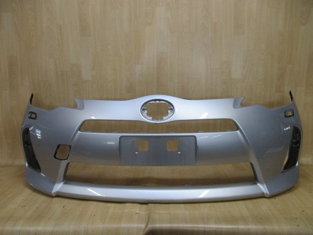 C1/ NHP10アクア純正フロントバンパー52119-52620