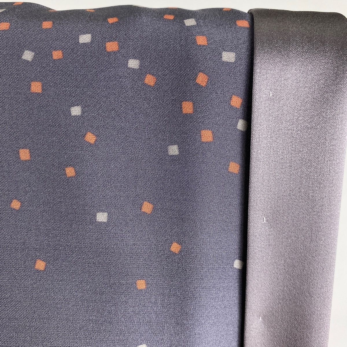 訪問着 美品 名品 独楽 幾何学 刺繍 金糸 灰色 袷 158.5cm 63.5cm S 正絹 【中古】 ☆☆☆☆ 袷 訪問着 M 裄丈65.5cm 袋帯セット 箔