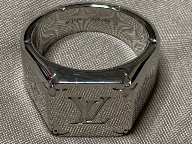 LOUIS VUITTON シグネットリング モノグラム M62488 Lサイズ 【公式通販】