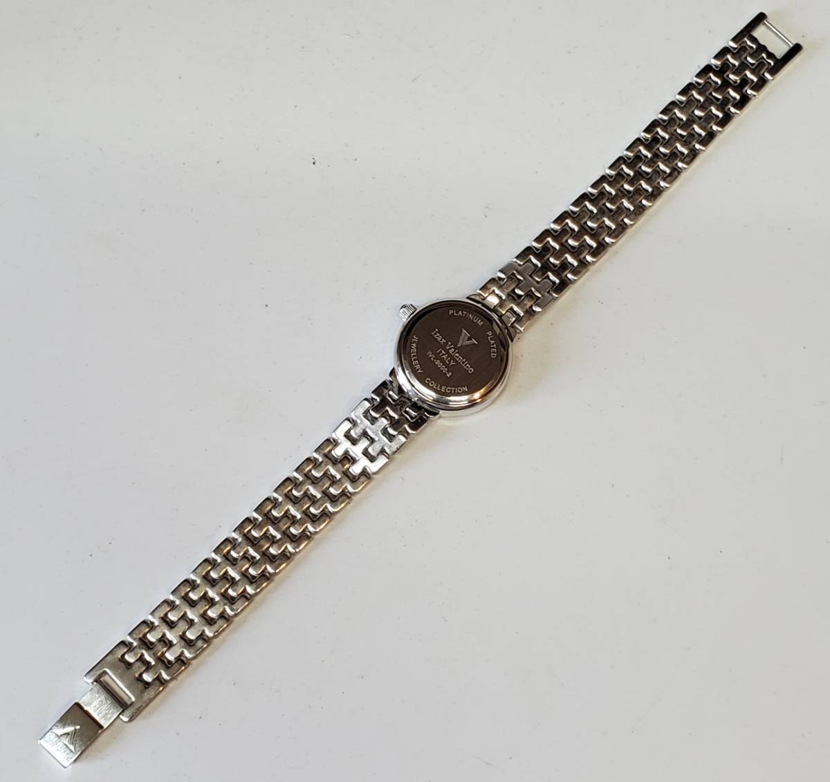 IZAX VALNTINO レディス宝飾腕時計 天然サファイヤ