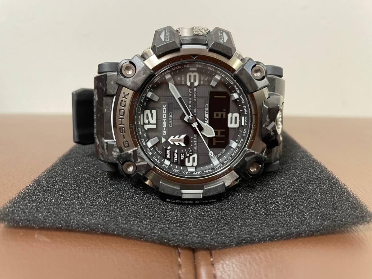 カシオ G-SHOCK マッドマスター GWG-2000-1A1JF 中古｜カシオ