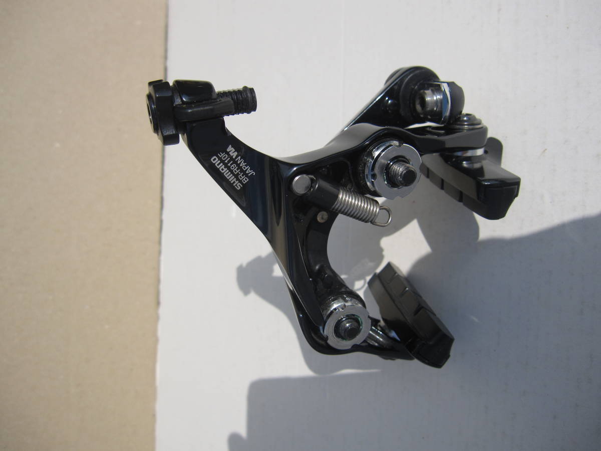 美品:SHIMANO DURA-ACE R9100シリーズ BR-R9110F ダイレクトマウント