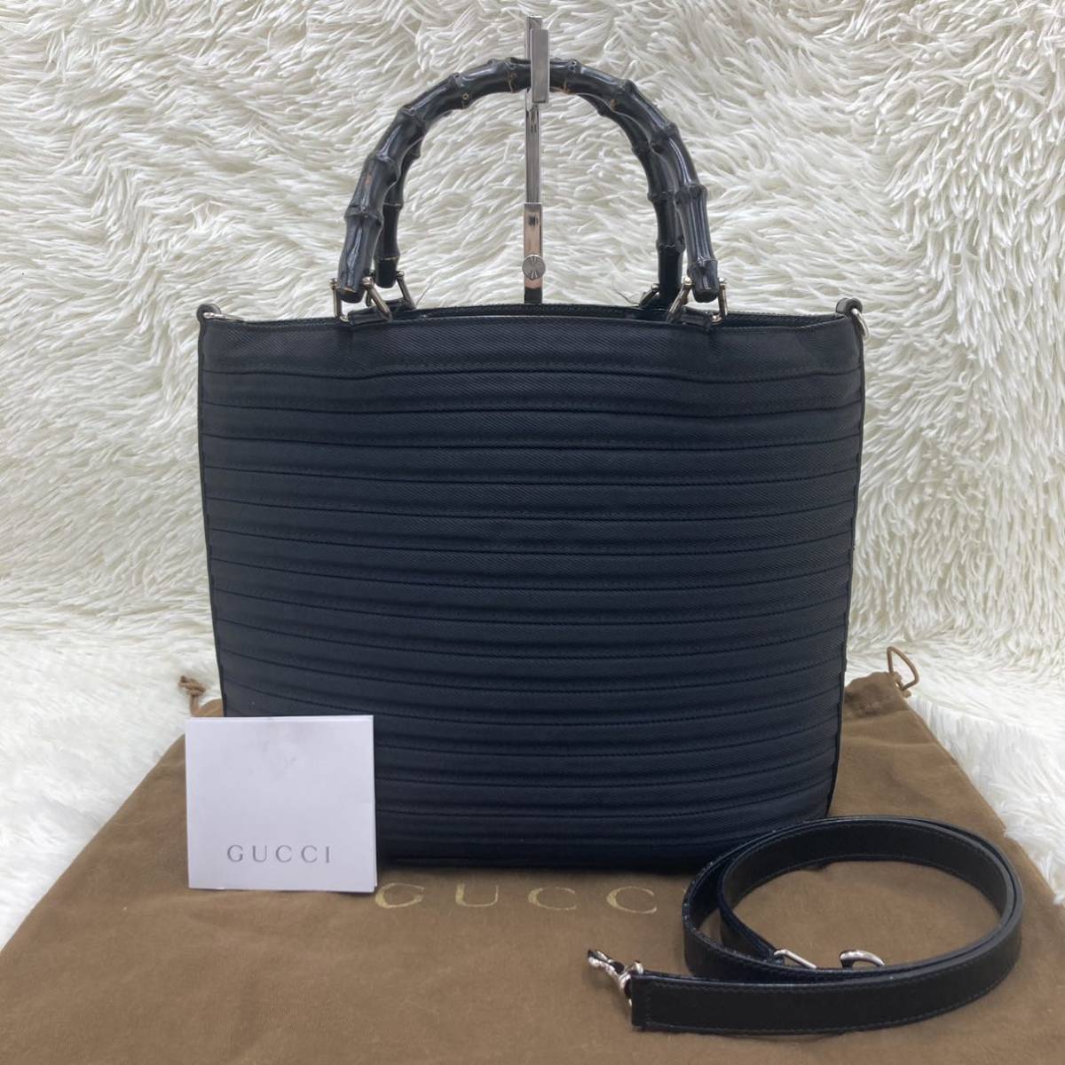 100%新品，高品質 GUCCI グッチ ハンドバッグ ショルダーバッグ 2way バンブー パテントレザー キャンバス 通勤 ブラック(バンブーライン)｜売買されたオークション情報、yahooの商品情報をアーカイブ公開 - オー かばん、バッグ