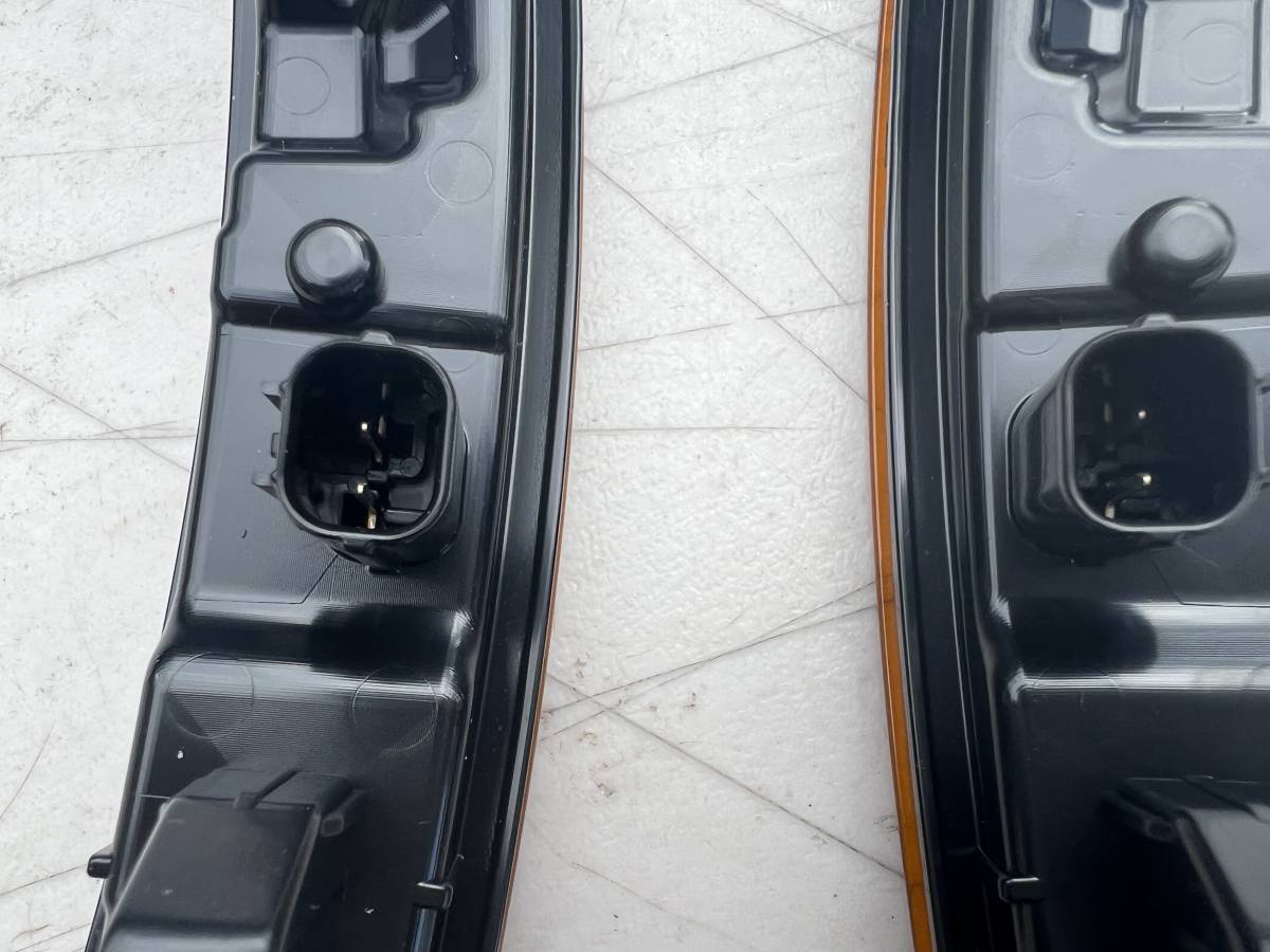 US toyota 純正 GR86 フロントサイドマーカー 左右 ZN8 USDM BRZ ZD8