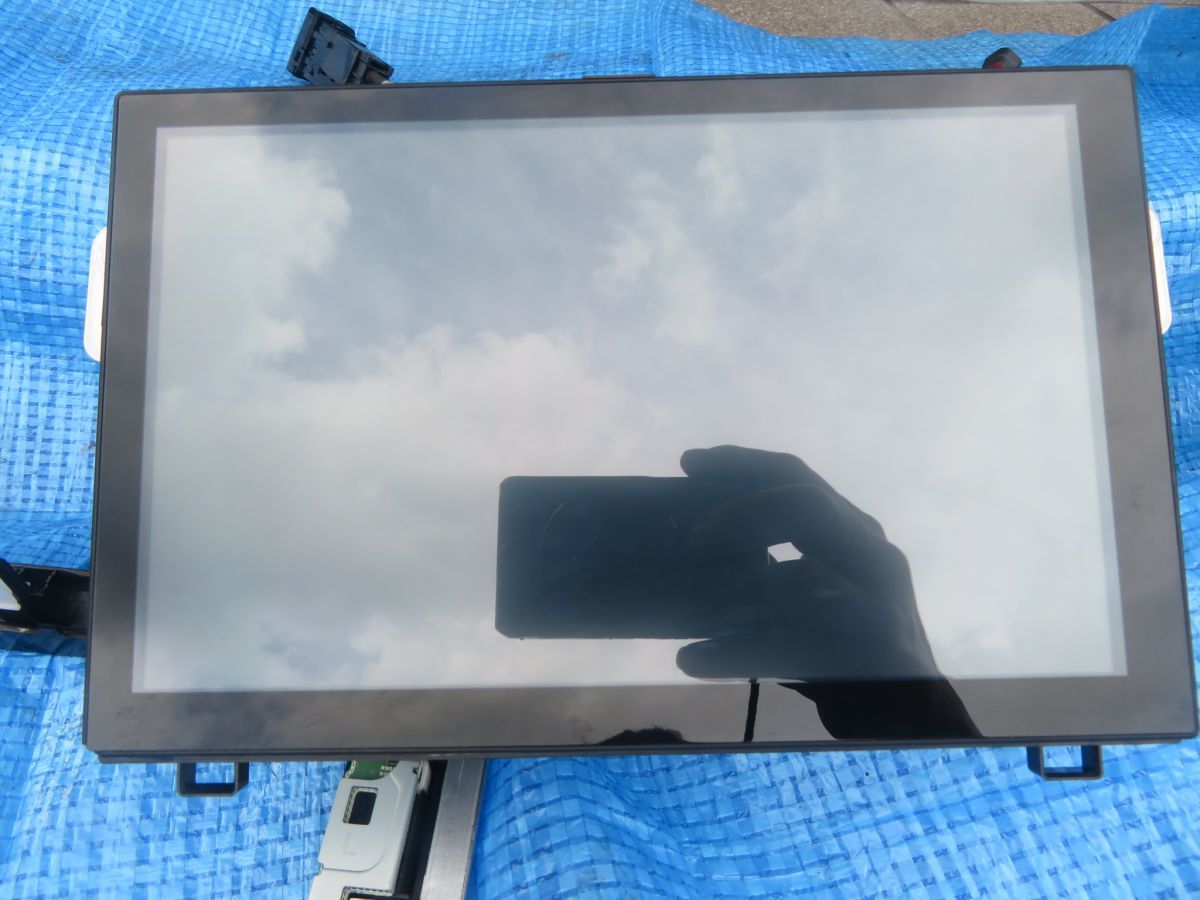 カーナビ ダイハツ 純正 ナビ 8インチ カーナビ NSZN-W64DB 08545-K2000 LA600S