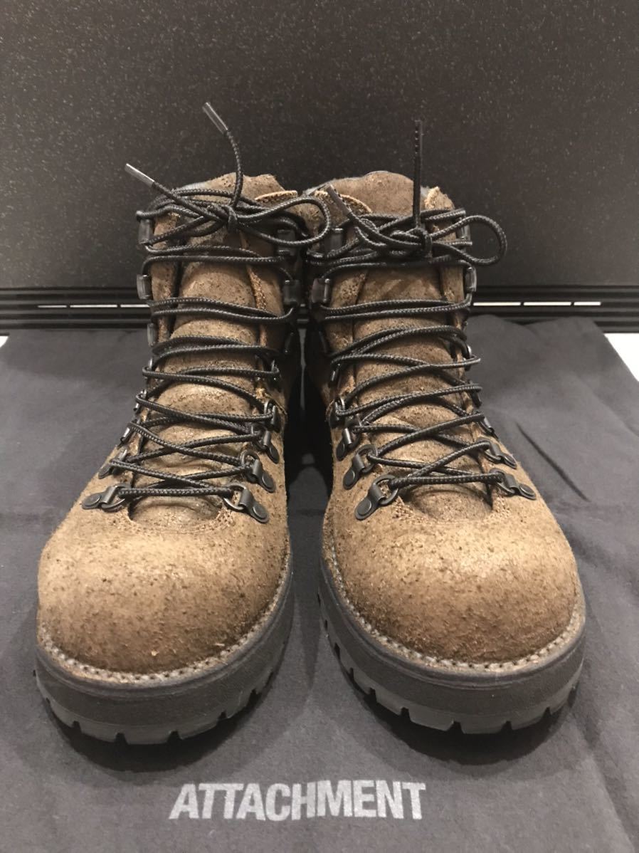 attachment マウンテンブーツ 41 ビブラムソール 未使用