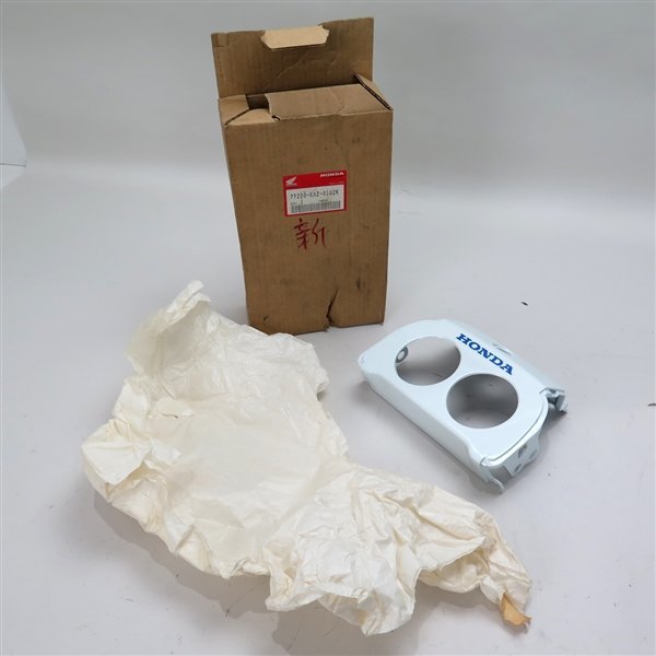 ◇△CBR250RR/MC22 純正 テールカウル/カバー(H0830A06)新古品 77220