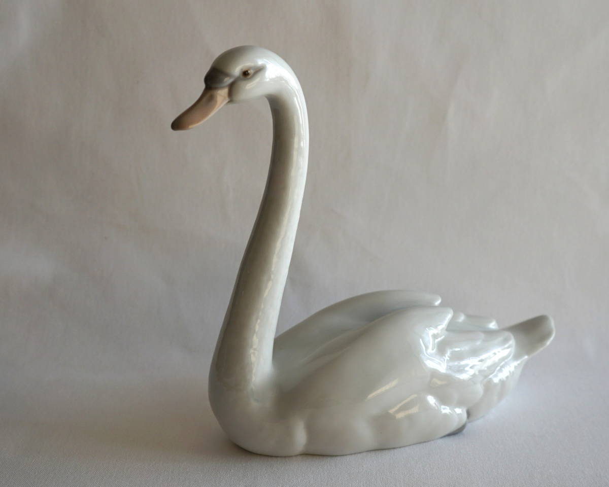 A4】 即決価格 リヤドロ LLADRO 白鳥 鳥 フィギュリン 置物 リヤドロ
