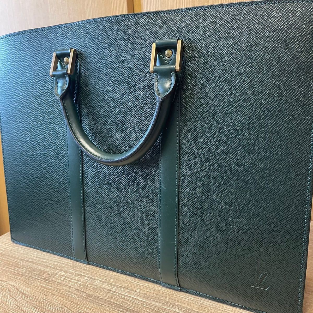 得価，品質保証 LL671 ルイ ヴィトン ポルト ドキュマン ヴォヤージュ PM タイガ ビジネスバック Louis Vuitton(ブリーフケース、書類かばん)｜売買されたオークション情報、yahooの商品情報をアーカイブ公開 - オ かばん、バッグ