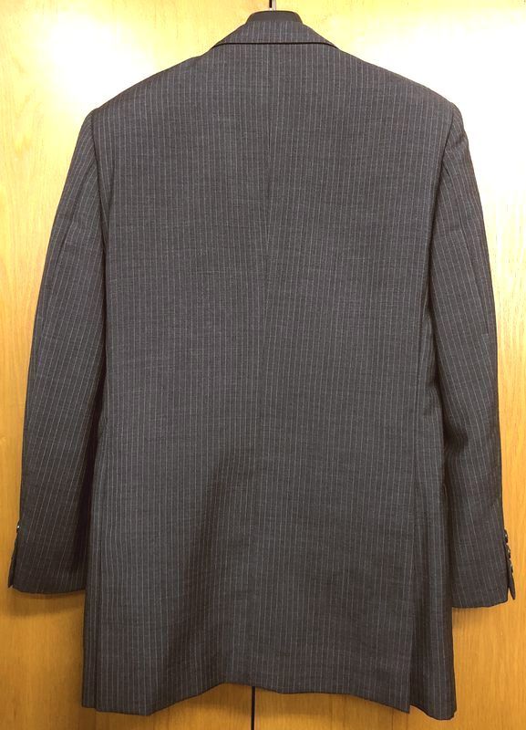 メンズ★LANVIN★シングルスーツ R46-44-82　グレーストライプ　中古品 ランバン スーツ ジャケット セットアップ H48-25-79 Parisランバンロングコート美品ルカオッセンドライバー