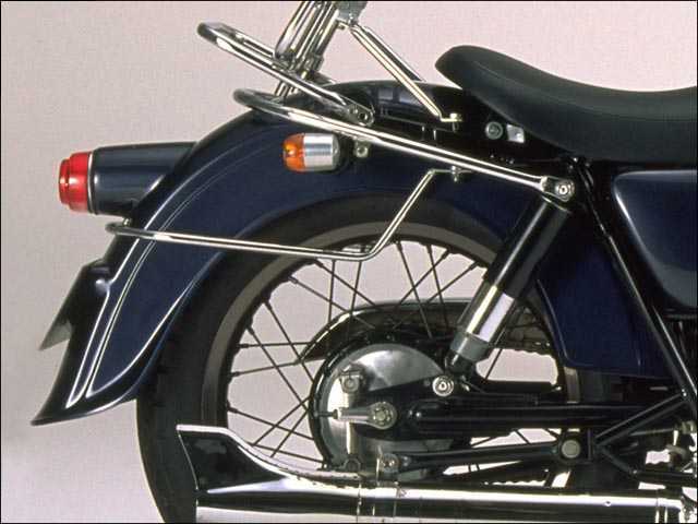 CHIC DESIGN - SR400,SR500 | クラシックフェンダー フラット DESIGN) シックデザイン(CHIC リアフェンダー シックデザイン SR400&frasl;500｜K＆H クラシック深め 丸ランプ付 リアフェンダー│SR400&frasl;500 TypeAC