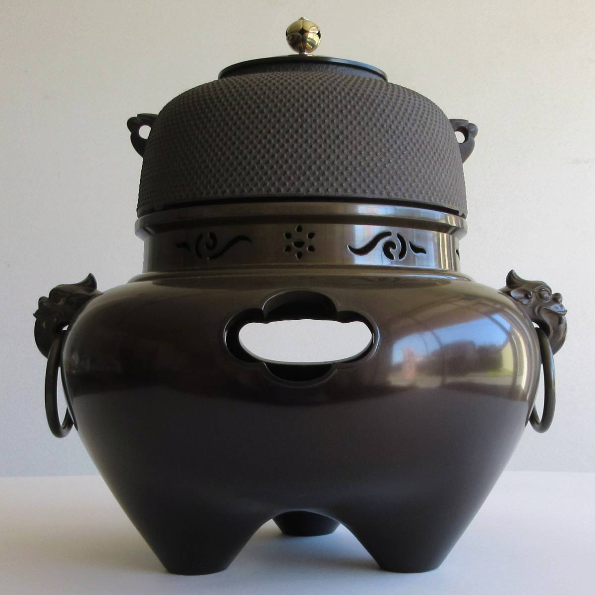 【本日限定】茶道具/唐銅鬼面風炉のみ 風炉師 金谷浄雲 ※釜は附属しません※ 唐銅鬼面風炉 風炉師:金谷浄雲/釜師:高橋敬典造 桐共箱付 全揃い未使用