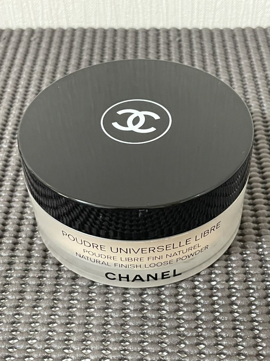 ユニヴェルセル リーブル プードゥル N オン-ザ-ゴー シャネル CHANEL