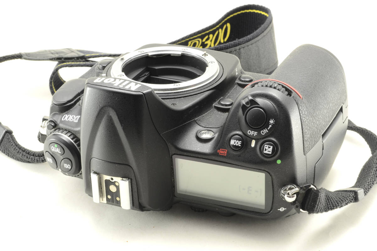 Nikon D300 ボディ