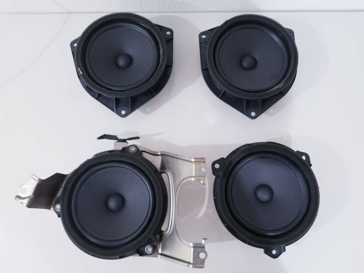 トヨタ ヴォクシー ZRR70W ZRR70G 純正 ヴォクシー ノア 純正 ドア フロント リア スピーカー １台分 確認済み〇 [U31]