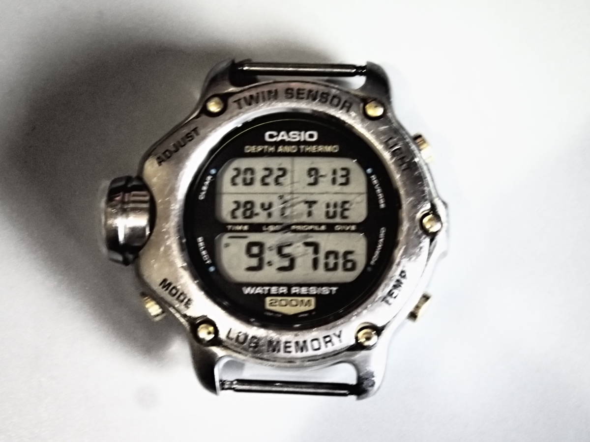 稼働/新品電池 CASIO 潜水王 TWINSENSOR 腕時計 200m防水 稼働/新品