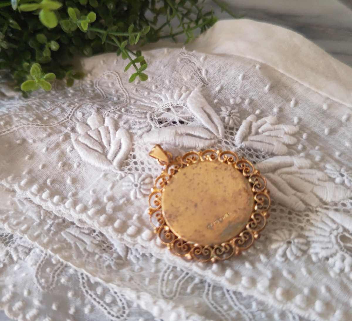 送料無料【本物 アンティーク vintage 刻印あり プチポワン ネックレストップ 】マリーアントワネットコレクション 刺繍 バラ ヴィンテージ_2