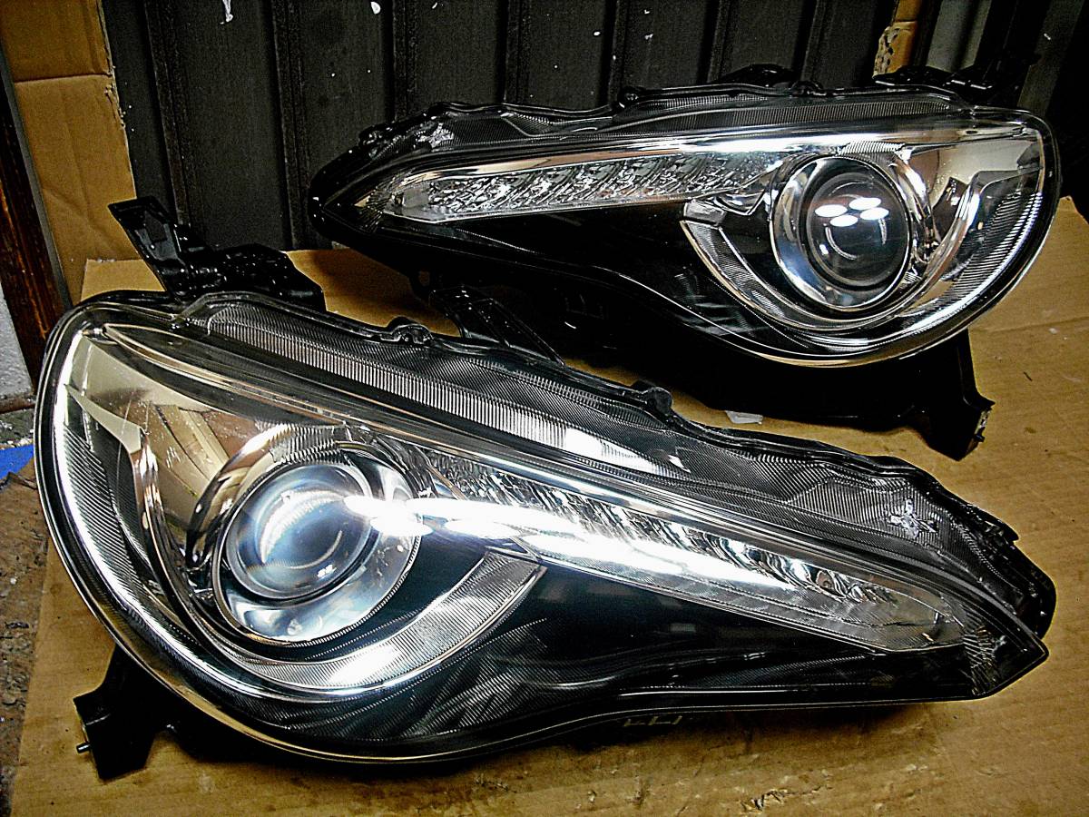 品質保証 ハチロク 前期 86 純正 ヘッドライト 左右セット ZN6 FT86 BRZ BR-Z ZC6(ヘッドライト)｜売買されたオークション情報、yahooの商品情報をアーカイブ公開 - オークファン トヨタ用